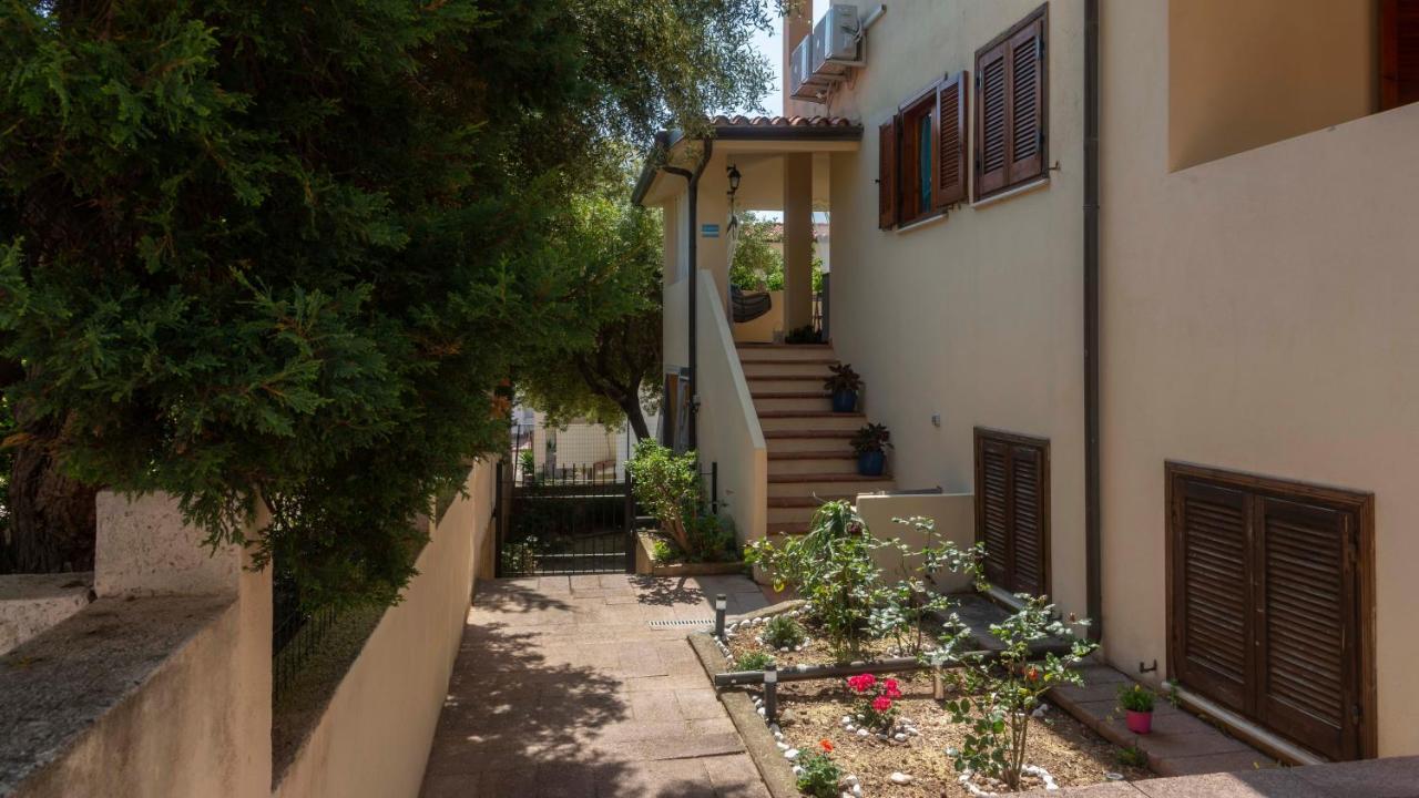 Apartamento Welcomely - The Butterfly House Cala Gonone Exterior foto