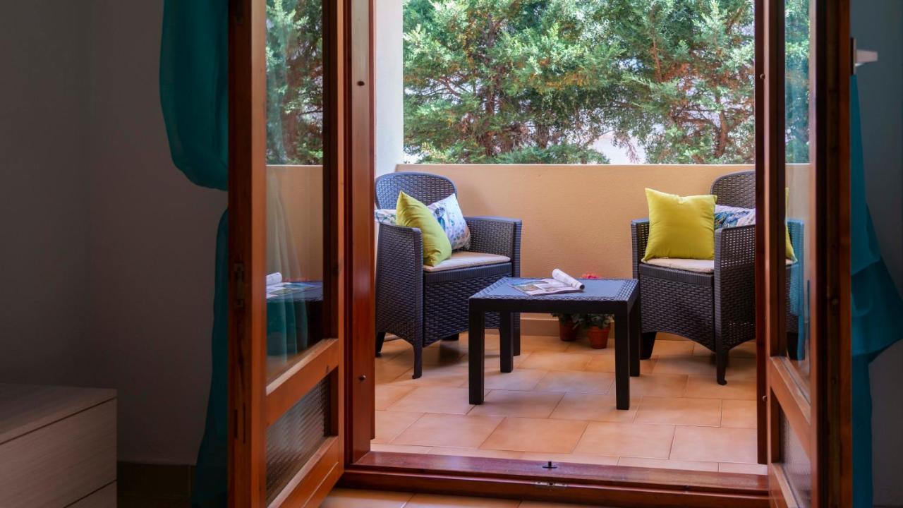 Apartamento Welcomely - The Butterfly House Cala Gonone Exterior foto